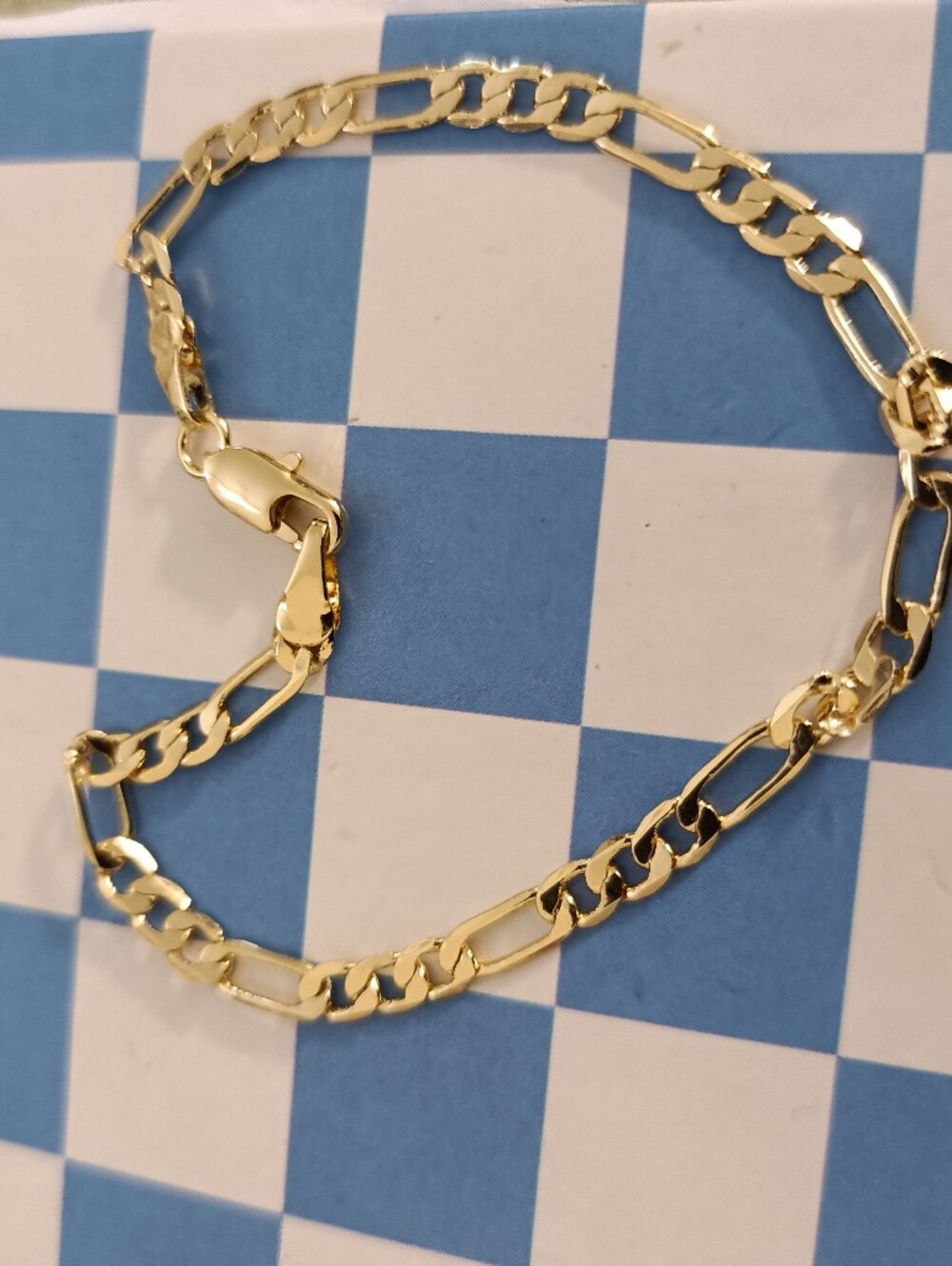 Gold Figaro Chain Bracelet - Elegant Women's Jewelry - Picture 4 of 5